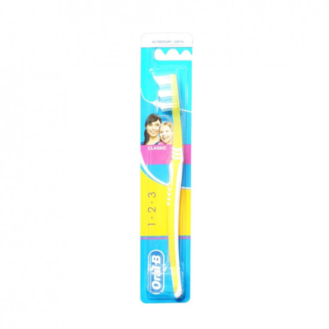 Oral-B 1 2 3 Classic 40 Medium - Yellow