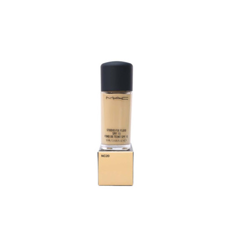 Mac Studio fix fluid SPF 15 - NC20
