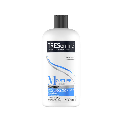 Tresemme Moisture Rich Luxurious Moisture Conditioner 900ml