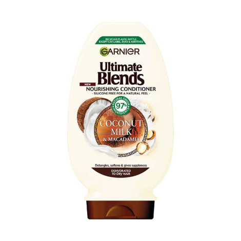 Garnier Ultimate Blends Coconut Milk & Macadamia Nourishing Conditioner 400ml