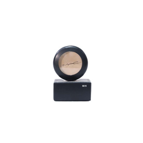 MAC Studio Finish Spf 35 Concealer - NC15